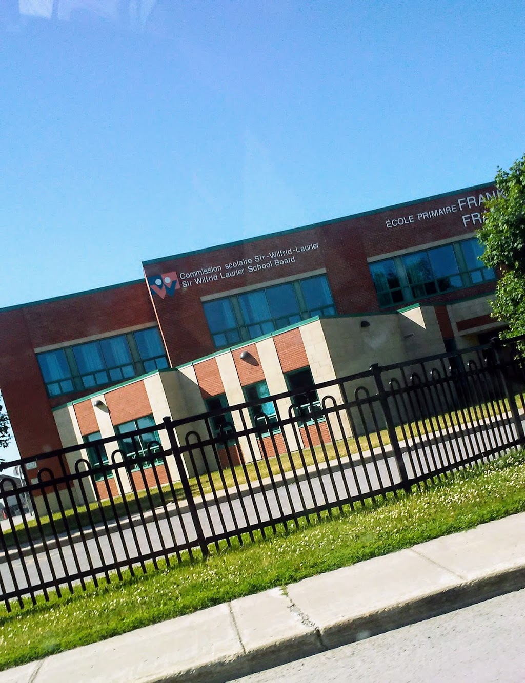 Franklin Hill Elementary School | 1111 Boulevard Basile-Routhier, Repentigny, QC J5Y 4C5, Canada | Phone: (450) 470-0755