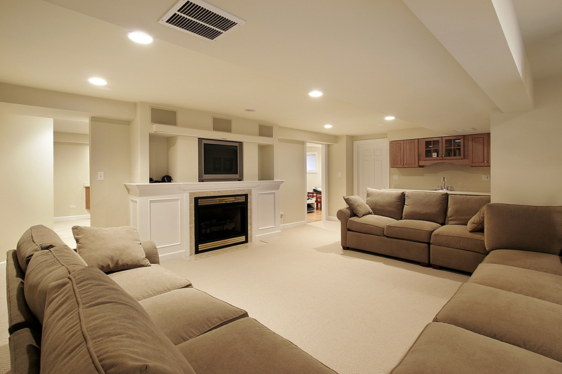 Wet, Leaky Basement Waterproofing - Flood Guard | 1518 Hobbs Crescent, Mississauga, ON L5J 3R4, Canada | Phone: (647) 952-3171