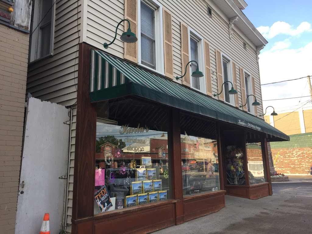Karlas Christmas Shoppe | 500 Riverside Dr, Clayton, NY 13624, USA | Phone: (315) 686-1906