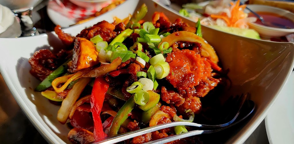 Tasty Thai Sundre | 101 3 St SW, Sundre, AB T0M 1X0, Canada | Phone: (403) 638-1990