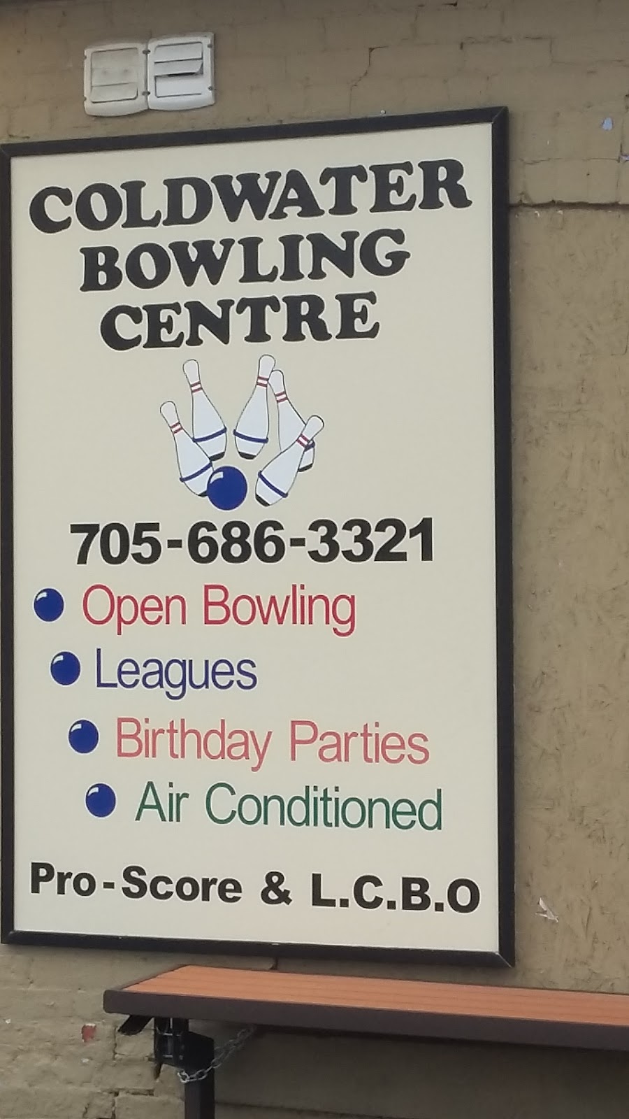 Coldwater Laundromat | 19 Michael Anne Dr, Coldwater, ON L0K 1E0, Canada | Phone: (705) 686-3321