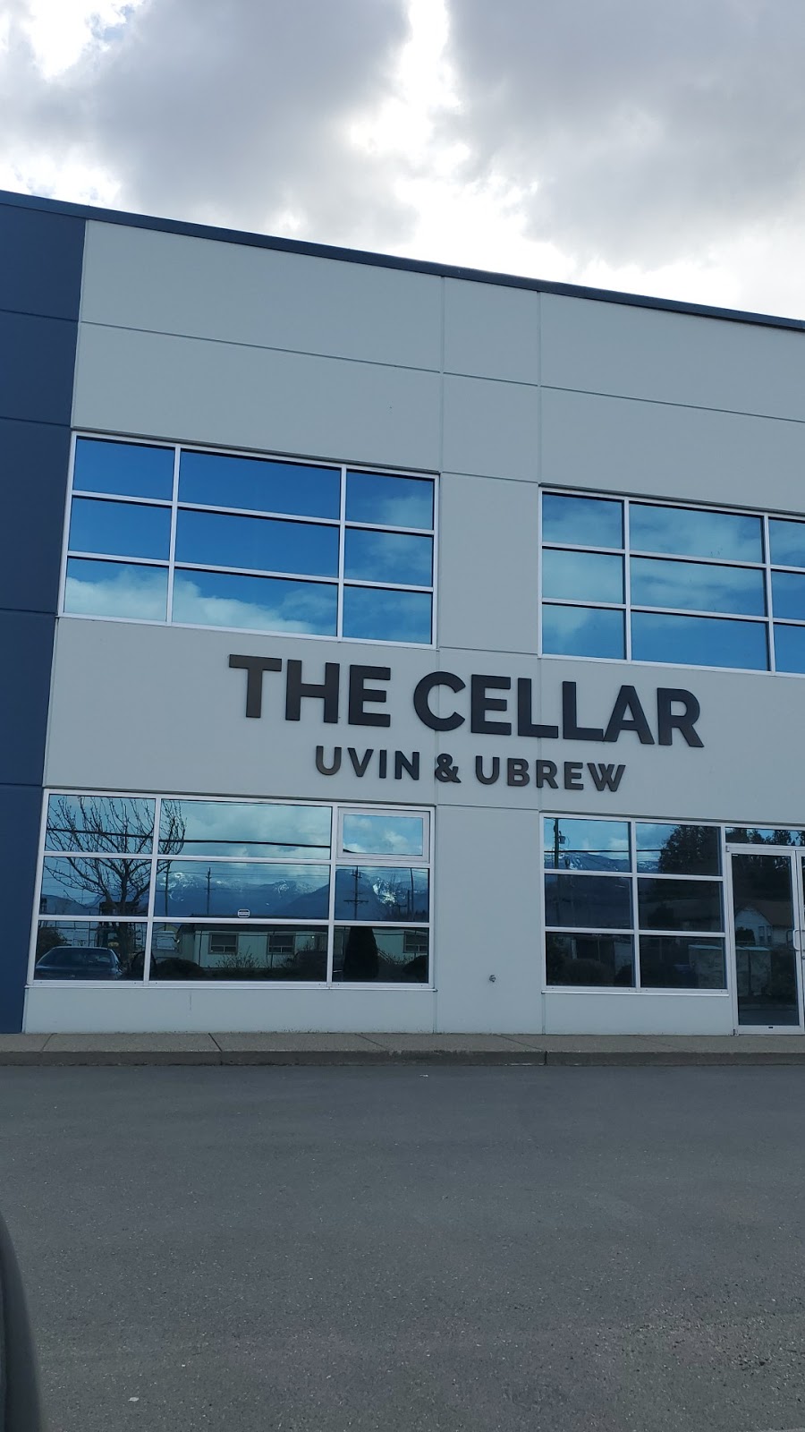 The Cellar Chilliwack | 44500 S Sumas Rd #307, Chilliwack, BC V2R 5M3, Canada | Phone: (604) 824-4312