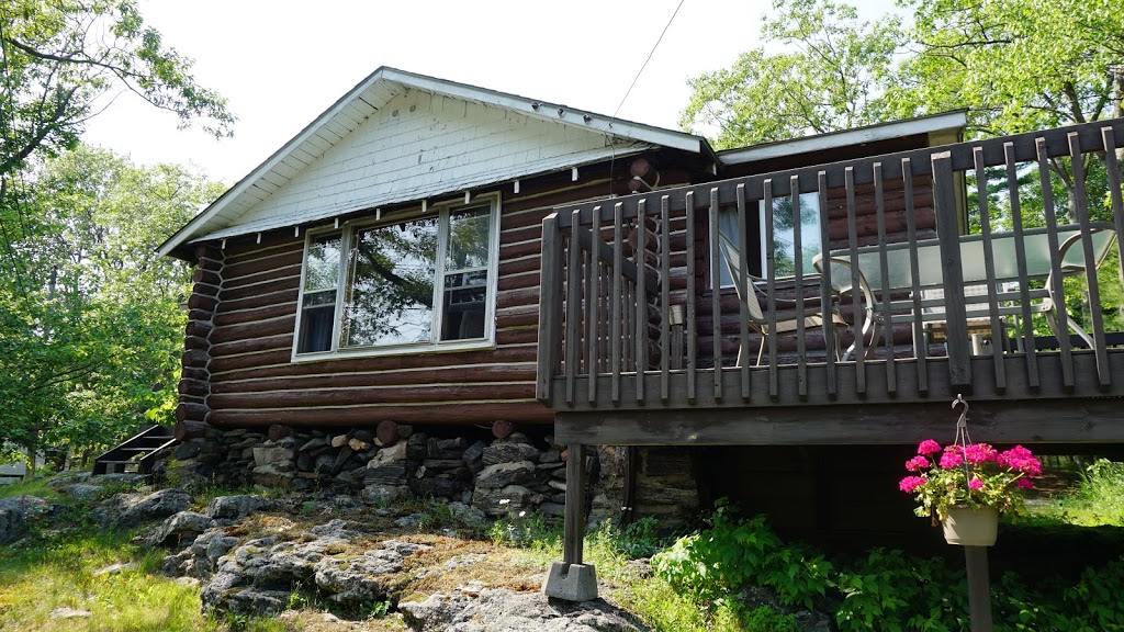 Snug Haven Resort | 10 Snug Haven Rd, Nobel, ON P0G 1G0, Canada | Phone: (705) 342-9096
