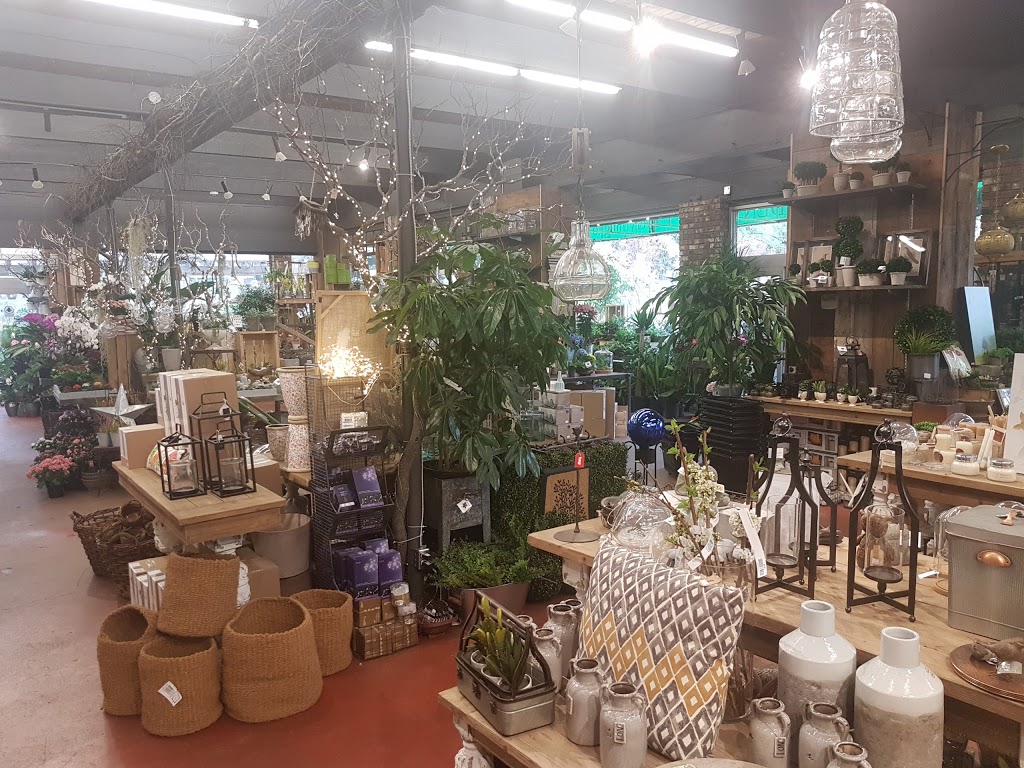 GardenWorks | 705 3rd St W, North Vancouver, BC V7M 3E3, Canada | Phone: (604) 988-8082