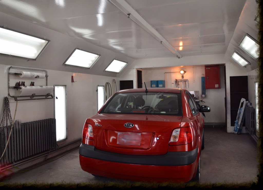 Carrosserie Ste Thérèse | 3 Rue Gratton, Sainte-Thérèse, QC J7E 3A8, Canada | Phone: (450) 430-4303