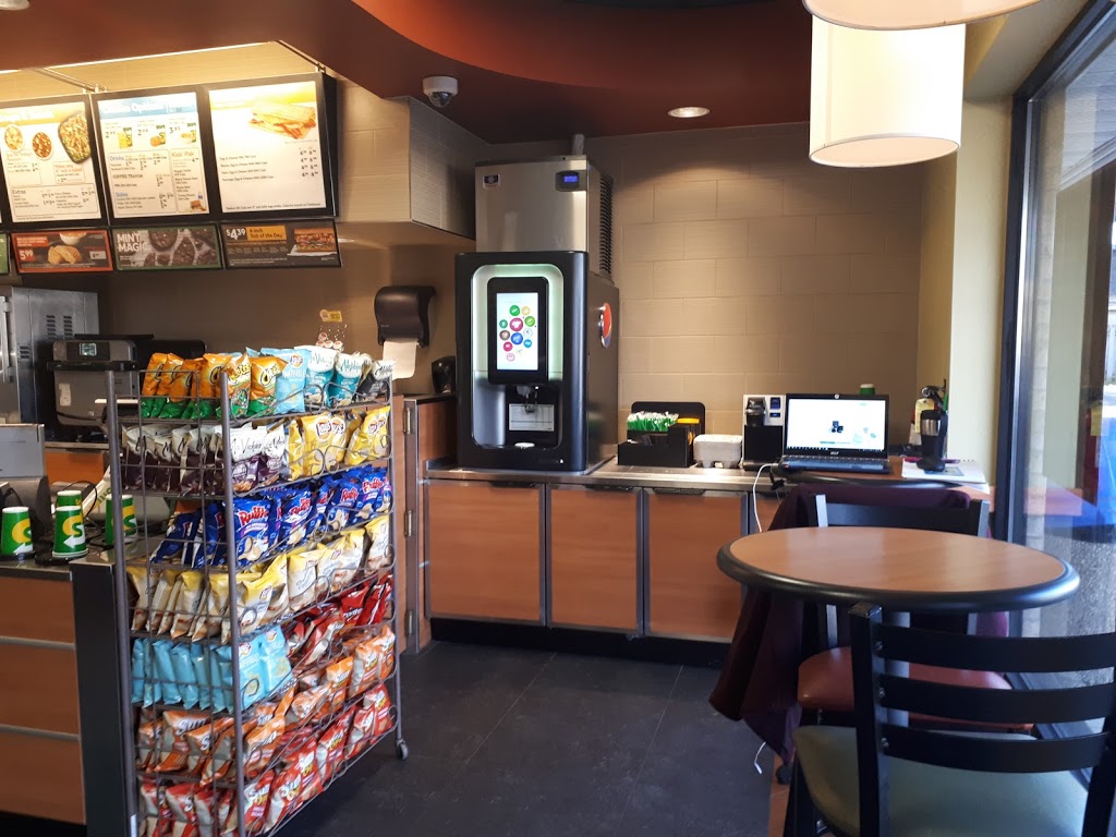 Subway | 211 George St, Dunnville, ON N1A 2T5, Canada | Phone: (905) 701-9229