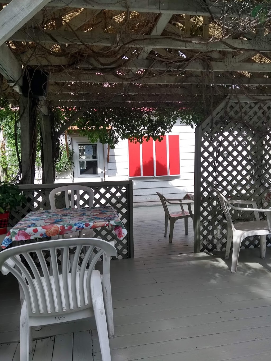 Chocolaterie Marie-Claude (La) | 1090 Rue Valiquette, Sainte-Adèle, QC J8B 2M3, Canada | Phone: (450) 229-3991