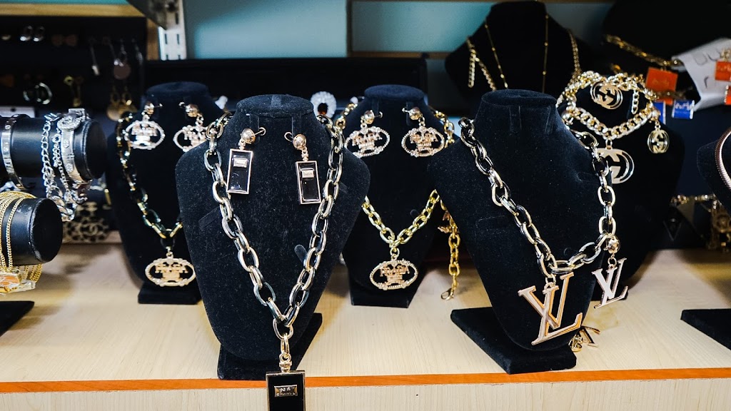 UAC Textiles | 2708 Jane St, North York, ON M3L 2E8, Canada | Phone: (416) 602-5040