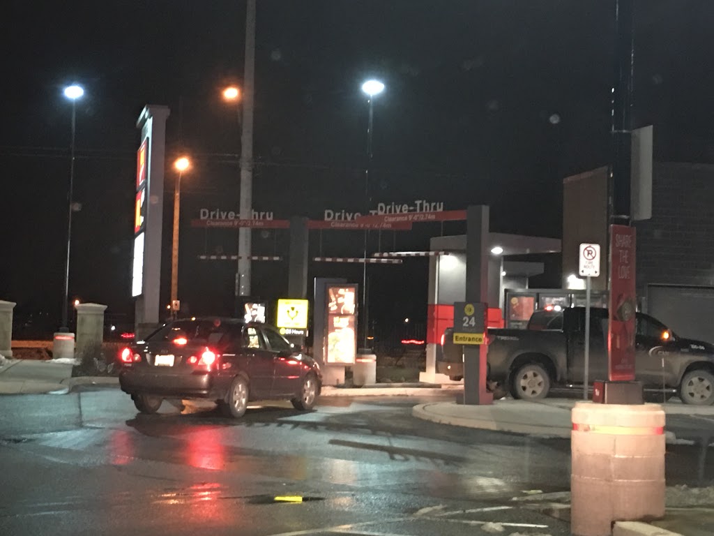 McDonalds | 40 Depot Dr, Bracebridge, ON P1L 0A1, Canada | Phone: (705) 646-4444