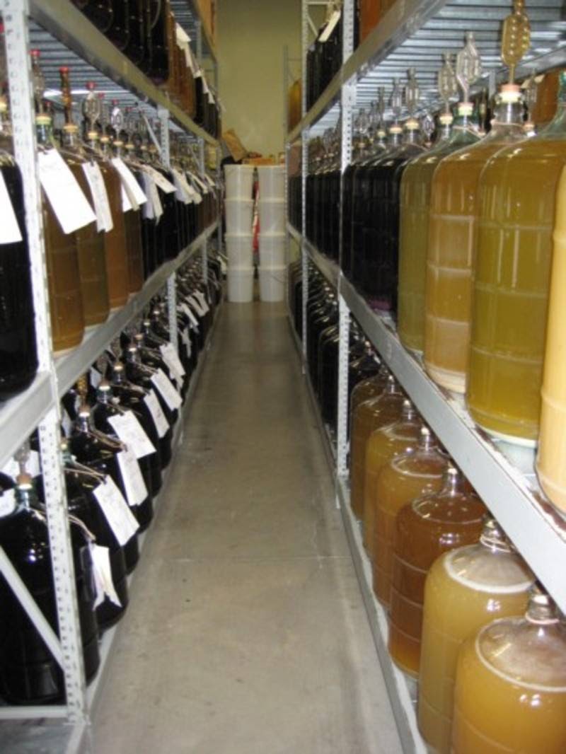 DeFalcos For Brewers & Winemakers | 957 Gladstone Ave, Ottawa, ON K1Y 3E5, Canada | Phone: (613) 722-9945