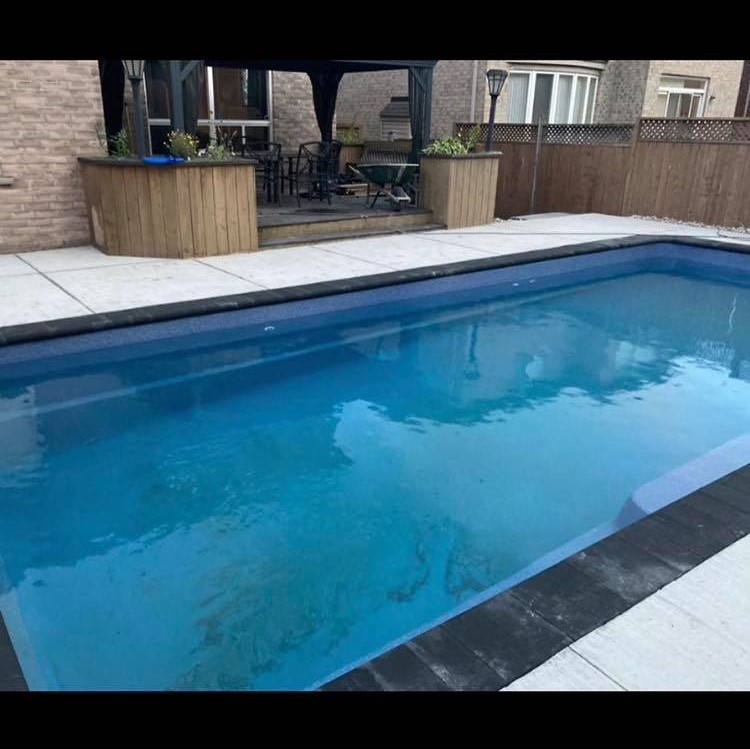 Right on landscaping inc | 2302 Dumfries Rd #2, Cambridge, ON N1R 5S3, Canada | Phone: (226) 750-0360