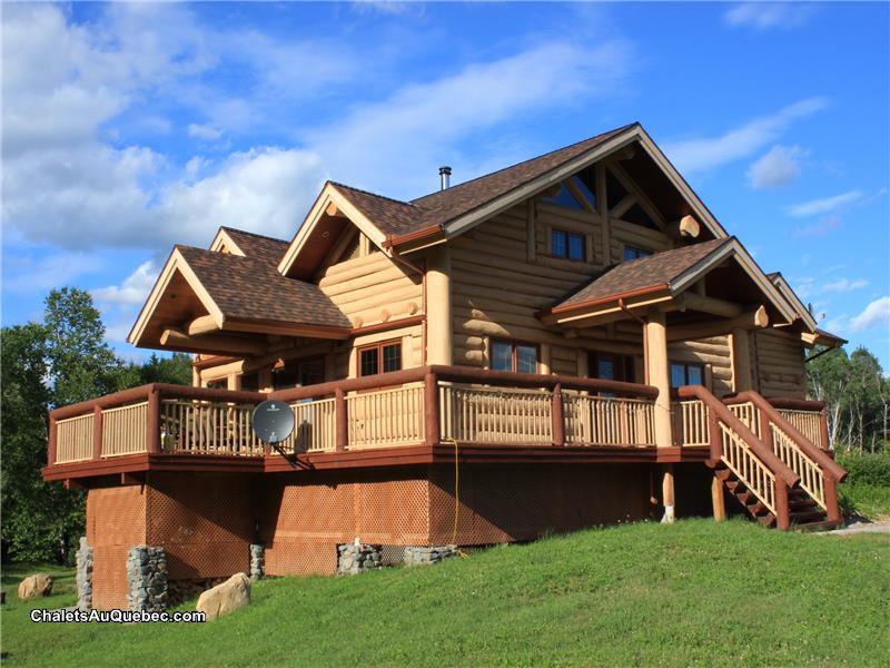 Location Desrosiers • Chalet en Bois Rond | 161 Chemin Saint-Joseph, Trois-Rives, QC G0X 2C0, Canada | Phone: (819) 646-5159