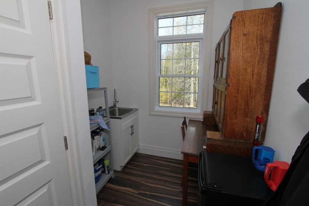 Berford Lake Retreat | 290 Mar Side Rd, South Bruce Peninsula, ON N0H 2T0, Canada | Phone: (905) 321-1686