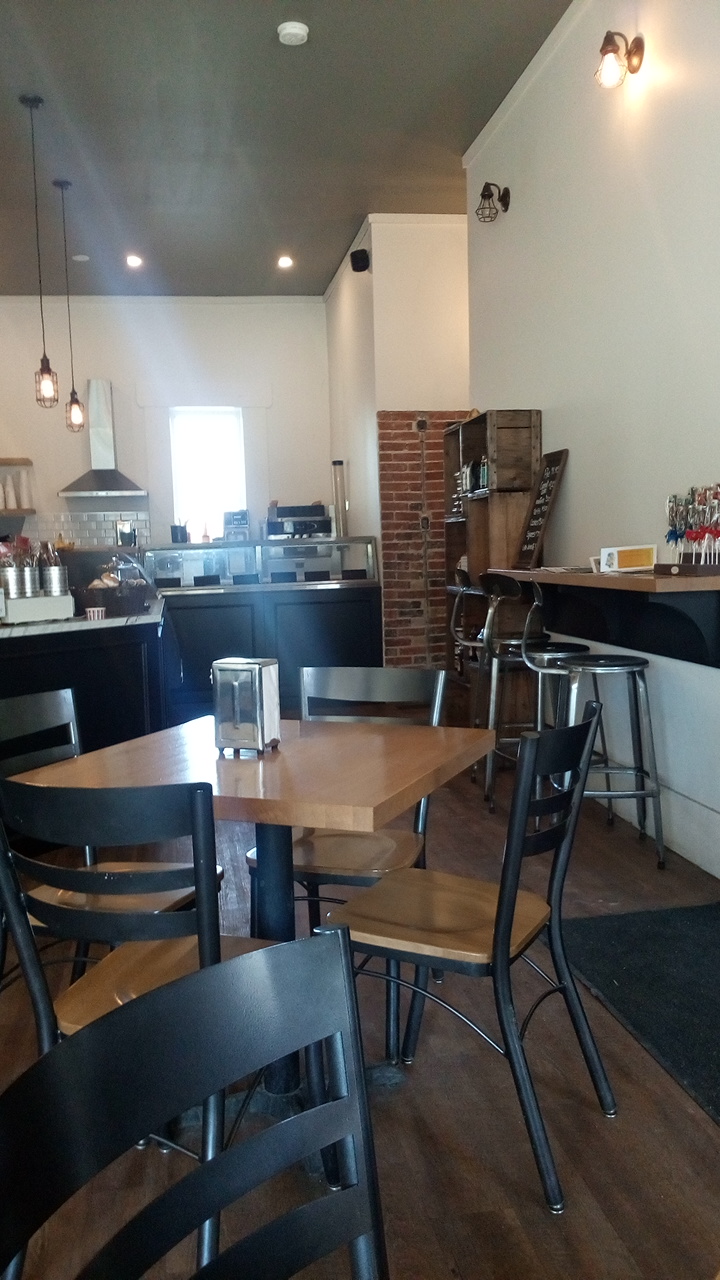 a la mode | 12 Wellington St N, Drayton, ON N0G 1P0, Canada | Phone: (226) 818-3233