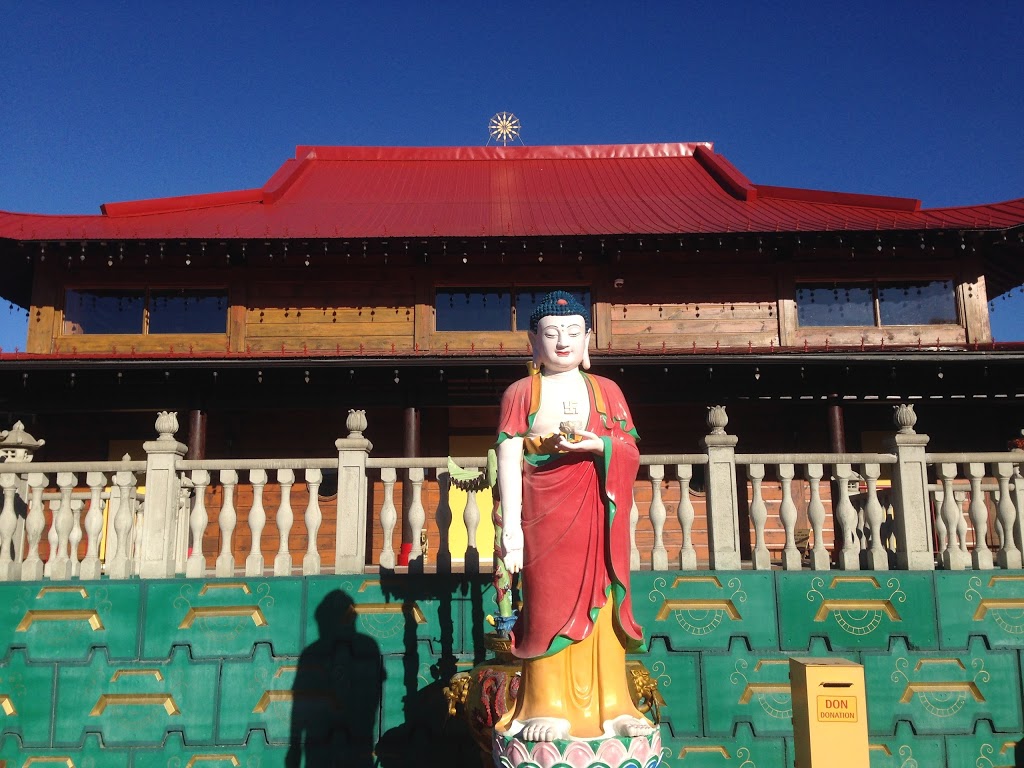 大叢林三寶山 | 690 Chemin de la Rivière Rouge, Harrington, QC J8G 2S7, Canada | Phone: (819) 687-2183