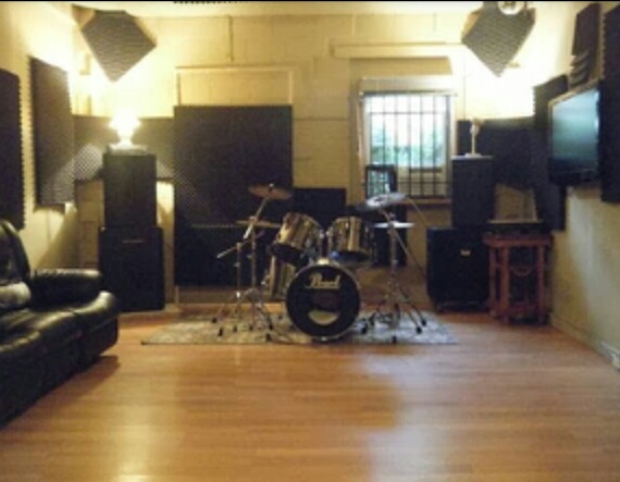 Ruckus Recording Studios | 15 Towns Rd, Etobicoke, ON M8Z 1A2, Canada | Phone: (647) 284-2964