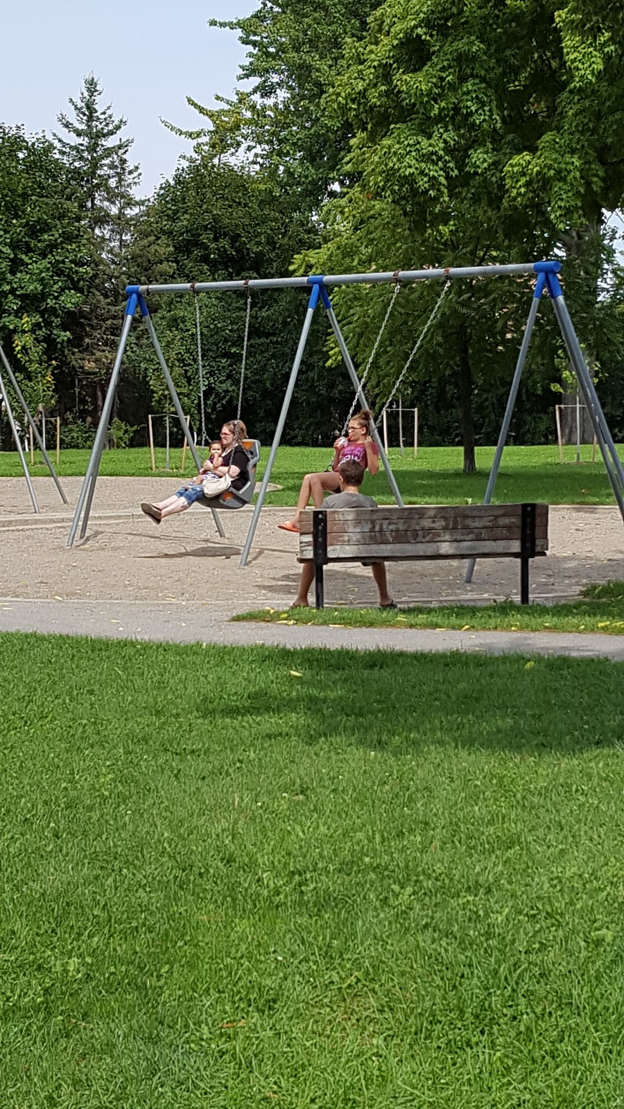 Rowntree Park | 750 Whetter Ave, London, ON N6C 2H1, Canada | Phone: (519) 661-5575