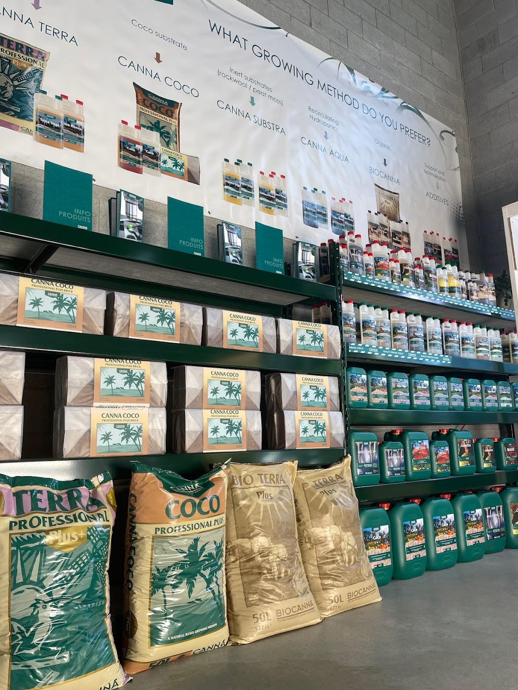 Cultivation Emporium | 3666 Bd de la Cité-des-Jeunes, Vaudreuil-Dorion, QC J7V 8P2, Canada | Phone: (866) 853-7773