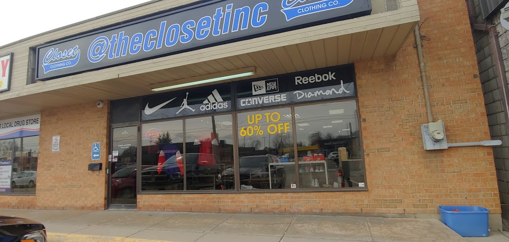 The Closet Inc. | clothing store | 135 Richmond St, Chatham, ON N7M 1P1, Canada | 5193809367 OR +1 519-380-9367
