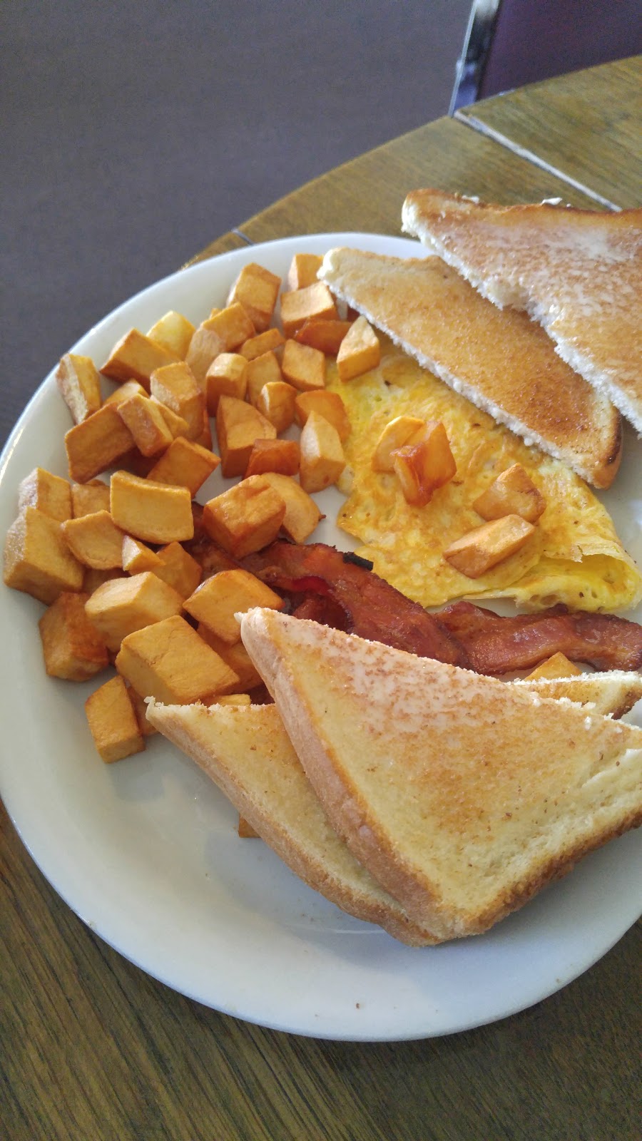 Starvin Marvin | 3560 Errington Ave, Chelmsford, ON P0M 1L0, Canada | Phone: (705) 855-4543