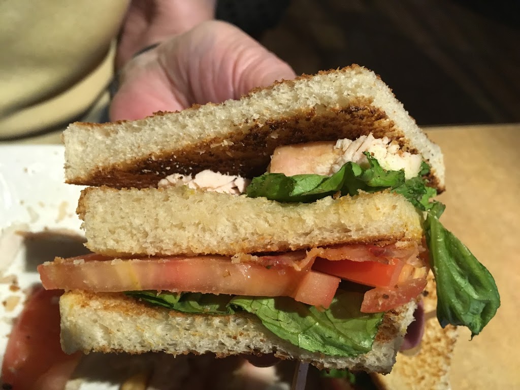 Rôtisserie St-Hubert | 270 Rue de Martigny O, Saint-Jérôme, QC J7Y 2G5, Canada | Phone: (450) 432-5311