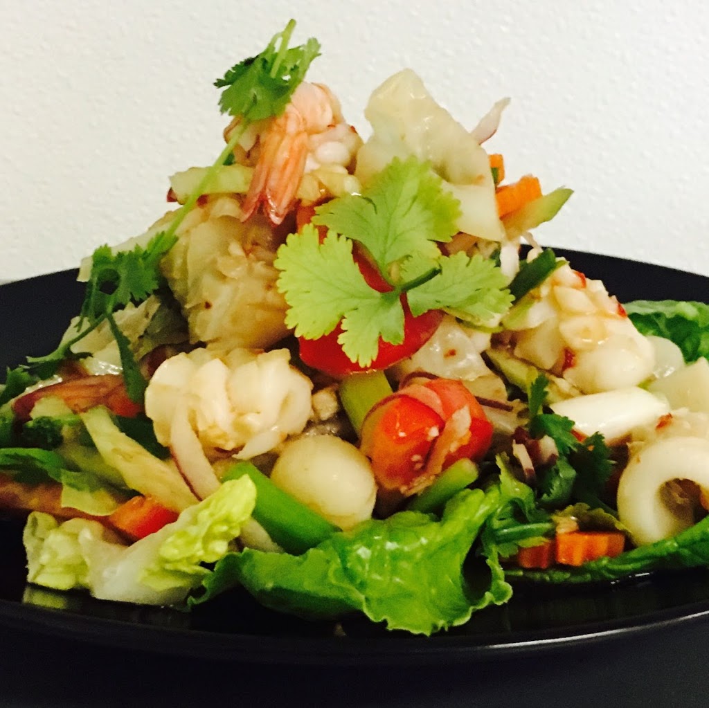 Chandara House - Authentic Thai Cuisine | 655 Front St STE 10, Lynden, WA 98264, USA | Phone: (360) 393-3068