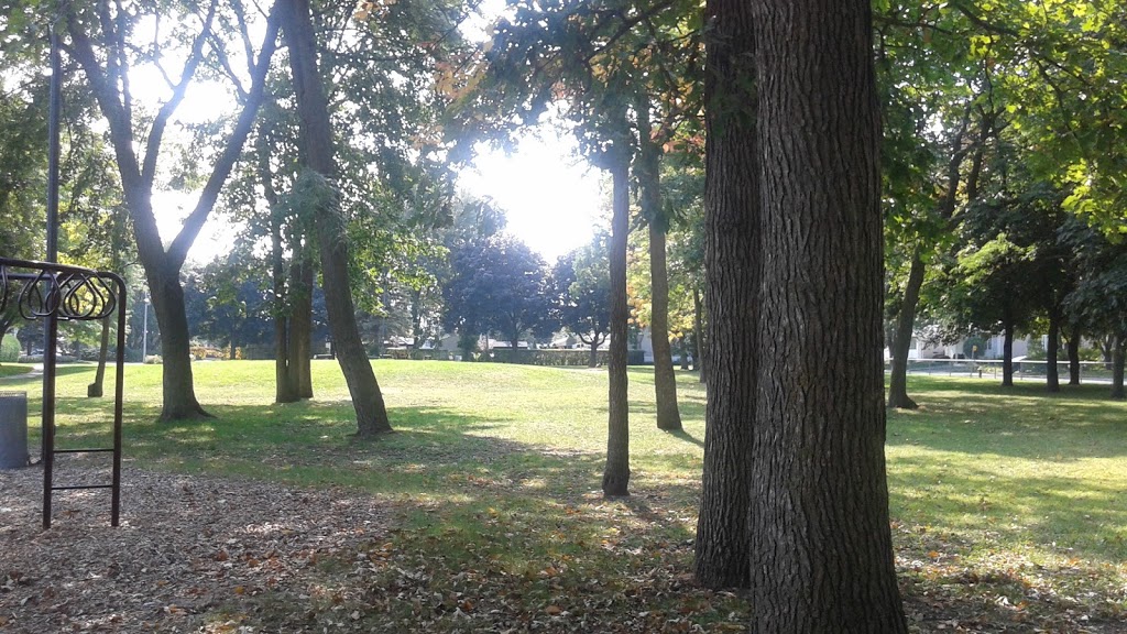 Parc Berthelet | 1180 Rue Berthelet, Longueuil, QC J4M 1G3, Canada | Phone: (450) 463-7311