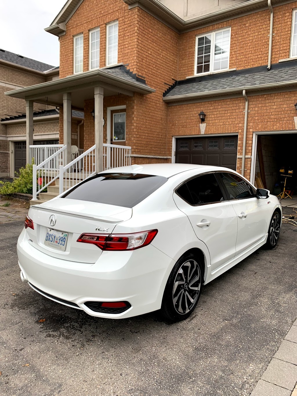 Rub It Out Detailing | 124 Deerwood Crescent, Richmond Hill, ON L4E 4B2, Canada | Phone: (416) 918-1431