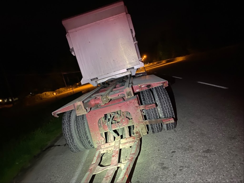 5 star truck trailer repair ltd | Exit 228 Coquihalla Lakes Rd, Coquihalla, BC V2T 3B1, Canada | Phone: (604) 832-6562