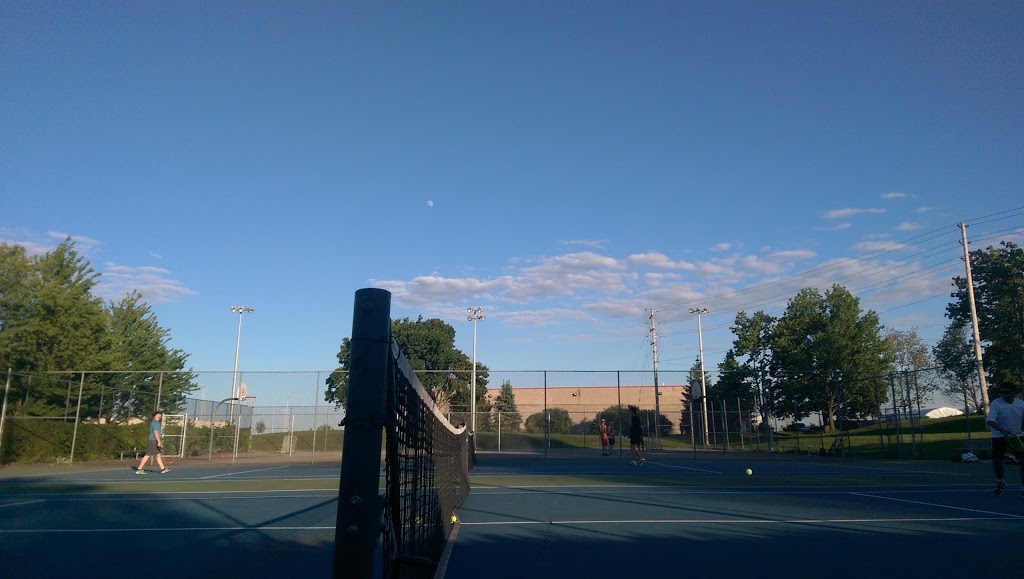 Tanglewood Park | 30 Woodfield Dr, Nepean, ON K2G 3Y5, Canada