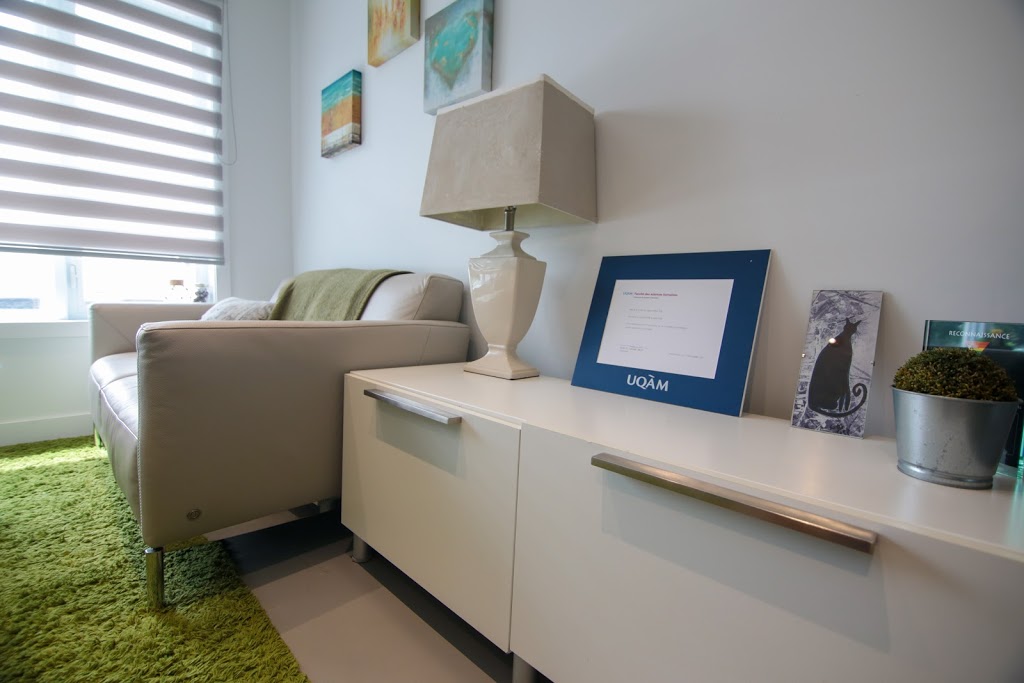 Olivier Lizotte, Clinique privée de sexologie et psychothérapie | 216 Rue Marguerite-Bertaud, Boucherville, QC J4B 8M1, Canada | Phone: (438) 863-5548