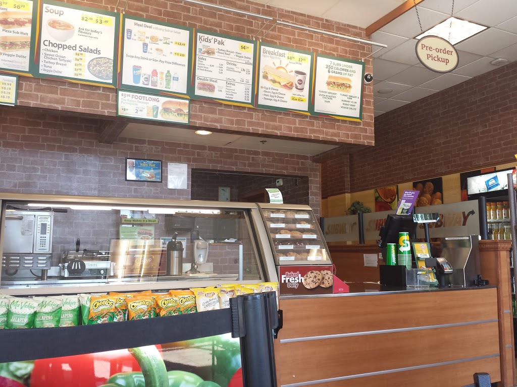 Subway | 12473 Harris Rd, Pitt Meadows, BC V3Y 2J4, Canada | Phone: (604) 465-7701