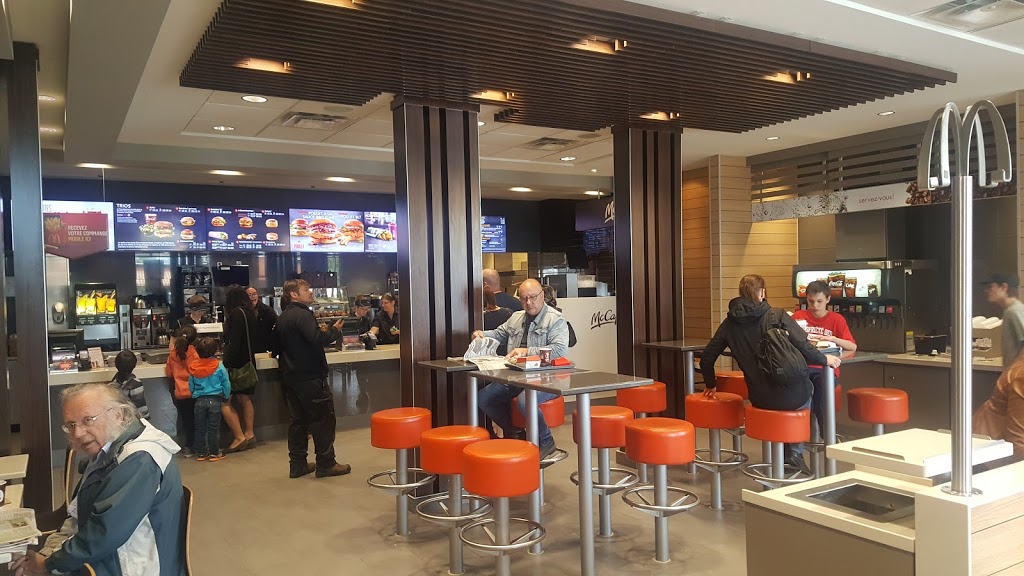 McDonalds | 1-7400 Boulevard Guillaume-Couture, Lévis, QC G6V 6Z4, Canada | Phone: (418) 838-3943