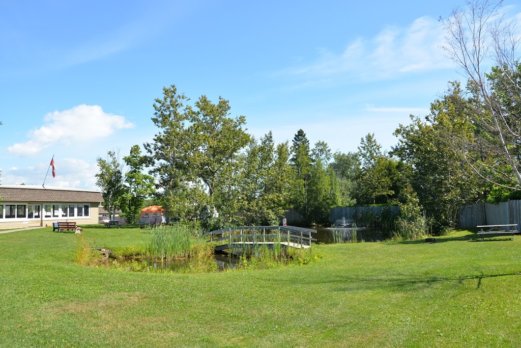 Camping Transit | 600 Chemin Saint-Roch, Lévis, QC G6Y 0W3, Canada | Phone: (418) 838-0948