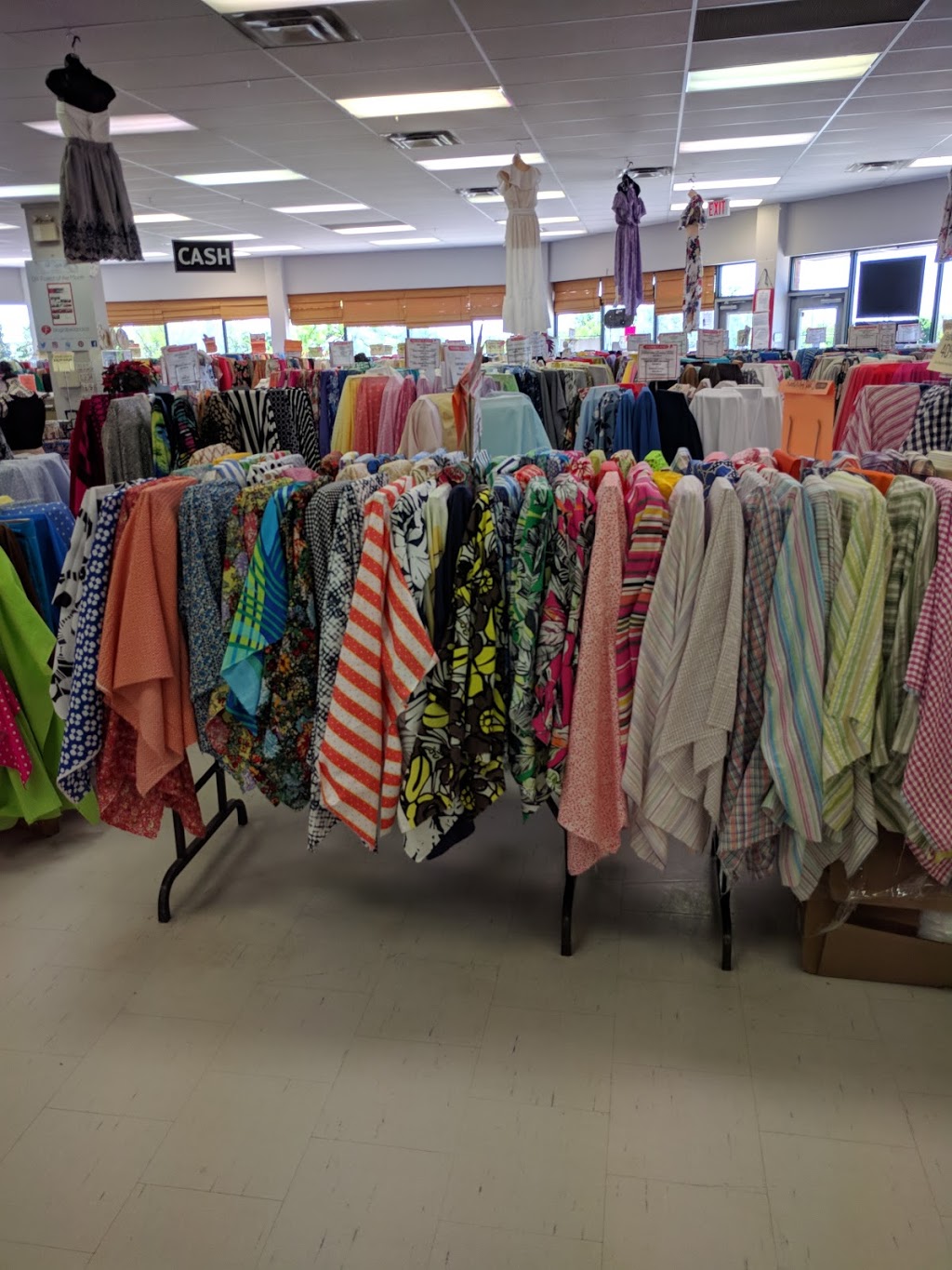 Fabricland | 600 Grandview St S, Oshawa, ON L1H 8P4, Canada | Phone: (905) 436-7589