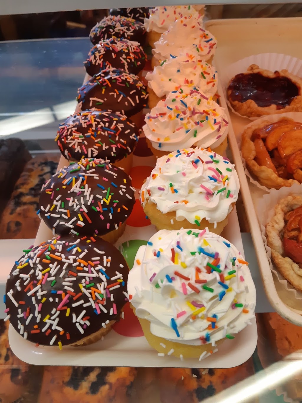 Harbord Bakery | 115 Harbord St, Toronto, ON M5S 1G8, Canada | Phone: (416) 922-5767