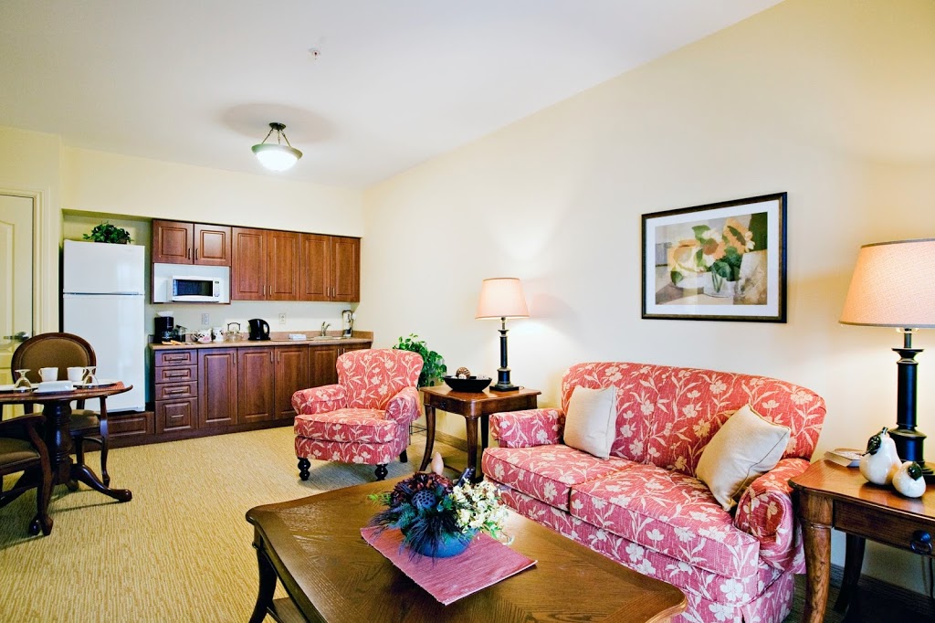 Bayfield House Retirement Lodge Inc | 5 Beck Blvd, Penetanguishene, ON L9M 1C1, Canada | Phone: (705) 549-9259