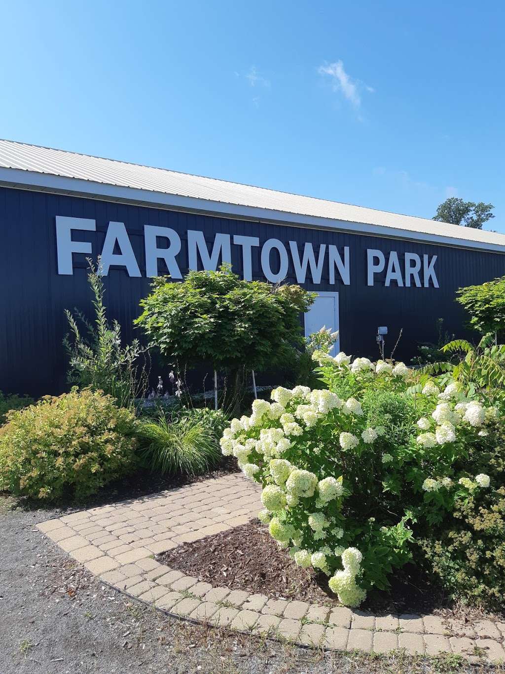 Farmtown Park | 437 W Front St, Stirling, ON K0K 3E0, Canada | Phone: (613) 395-0015