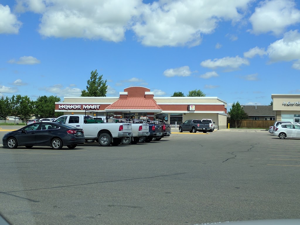 Rivergrove Liquor Mart | 2615 Main St, Winnipeg, MB R2V 4W3, Canada | Phone: (204) 987-4028