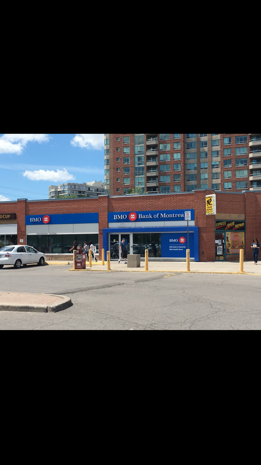 BMO Bank of Montreal | 800 Steeles Ave W, Thornhill, ON L4J 7L2, Canada | Phone: (416) 222-5496