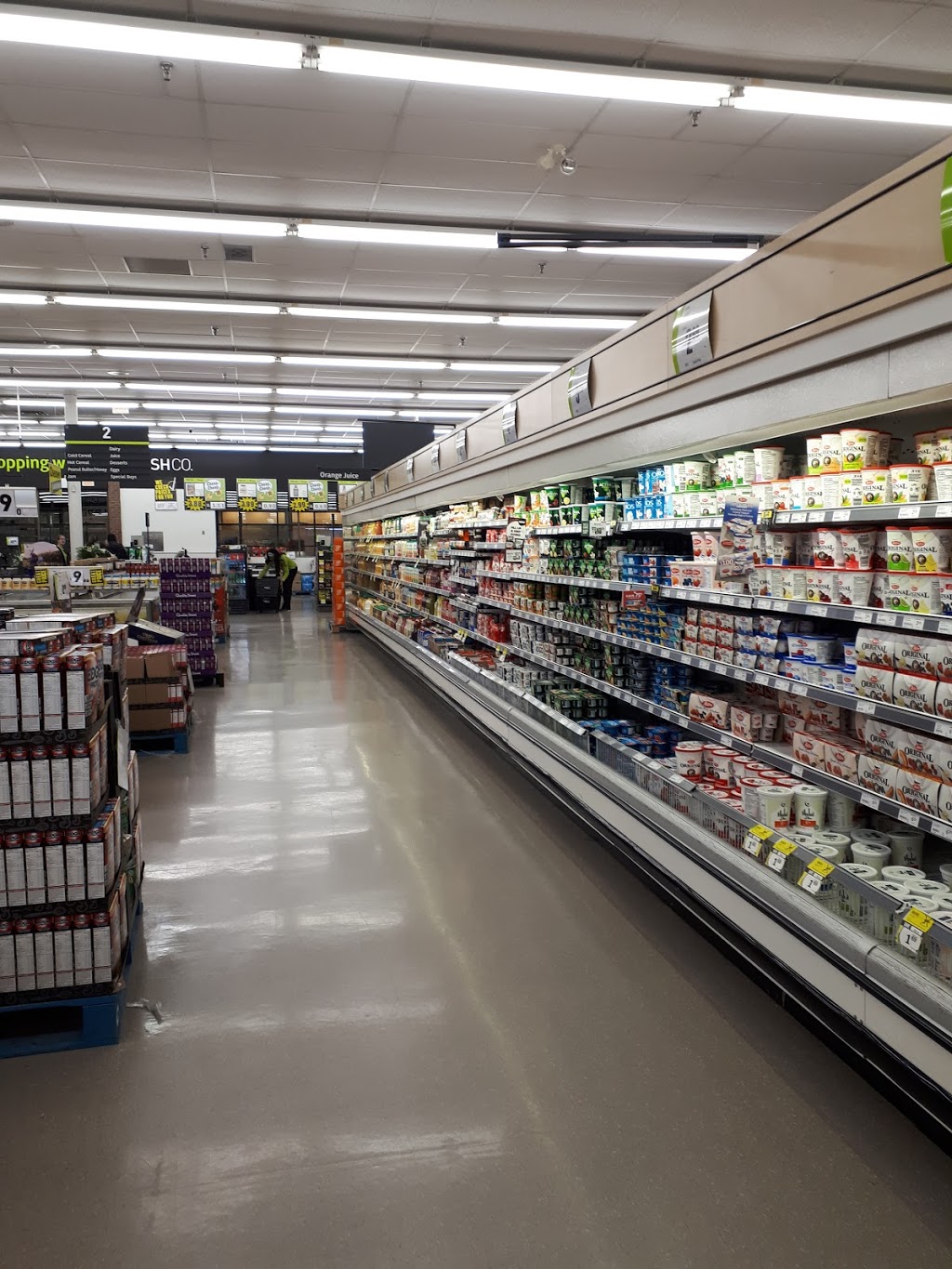 FreshCo Leamington Erie Street | 250 Erie St S, Leamington, ON N8H 3C5, Canada | Phone: (519) 322-0713