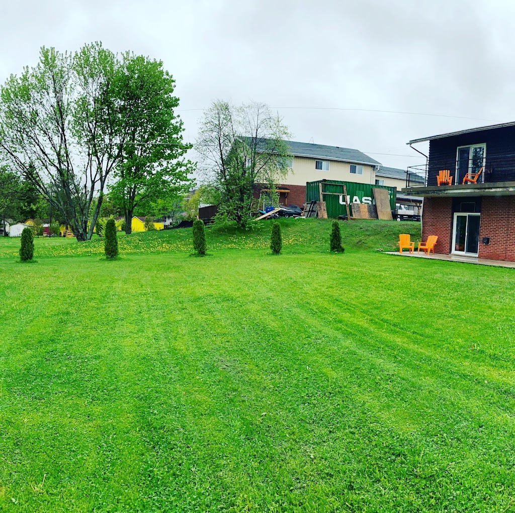 Caswell Resort Hotel | 77 Main St, Sundridge, ON P0A 1Z0, Canada | Phone: (705) 384-7600