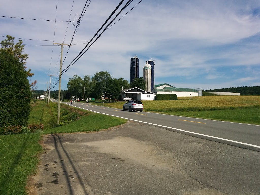 Ferme Coupar Inc | 1751 Rue Johnson, Thetford Mines, QC G6G 5R6, Canada | Phone: (418) 332-7435