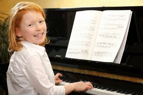 Donnas Piano Studio | 6595 Chemin Mackle, Côte Saint-Luc, QC H4W 2Y1, Canada | Phone: (514) 488-5295