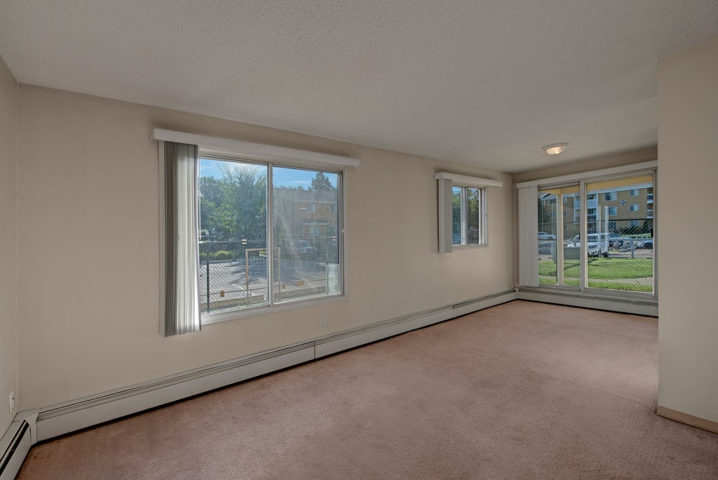 Gateway Gardens Apartments | 96 Grosvenor Blvd, St. Albert, AB T8N 2T1, Canada | Phone: (780) 851-4333