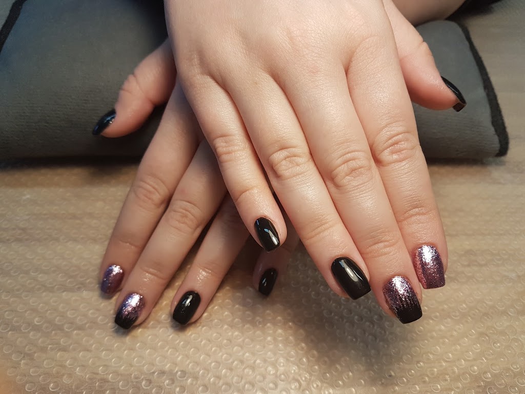 mollys nail & spa | #3,101Centennial Drive South, Martensville, SK S0K 2T0, Canada | Phone: (306) 978-1809