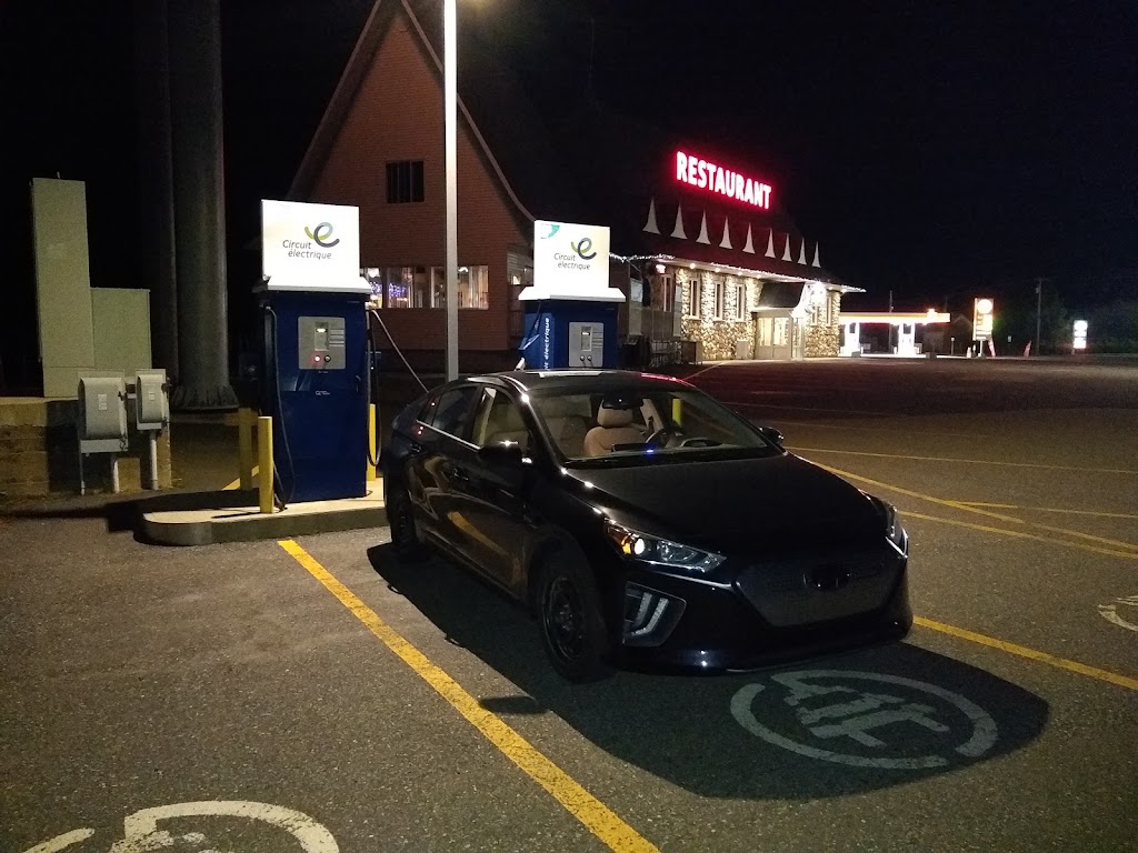 EV Fast Charging station | 1100 Rte Principale, Sainte-Anne-du-Sault, QC G0Z 1C0, Canada | Phone: (855) 999-8378