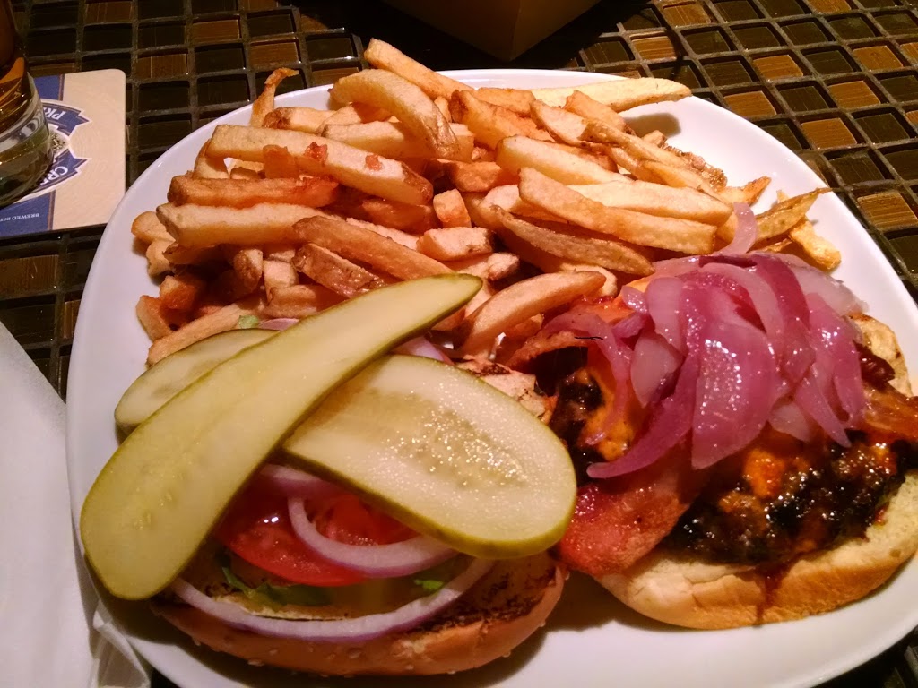 Lake Country Grill | 425 West Street N, Orillia, ON L3V 7R2, Canada | Phone: (705) 329-0303