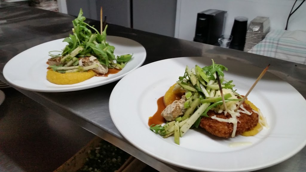 Restaurant LEntr-Amis | 734 13e Avenue N, Sherbrooke, QC J1E 3L7, Canada | Phone: (819) 346-5227