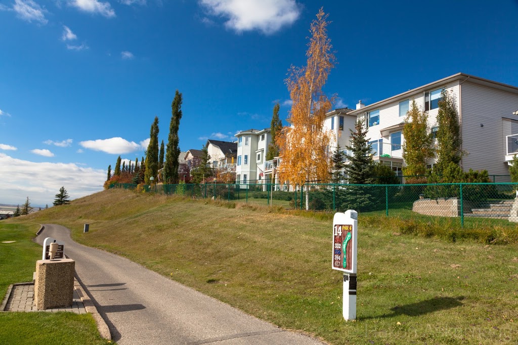 La Casita Bella Vista | 305 Gleneagles View, Cochrane, AB T4C 1P4, Canada | Phone: (403) 708-9643
